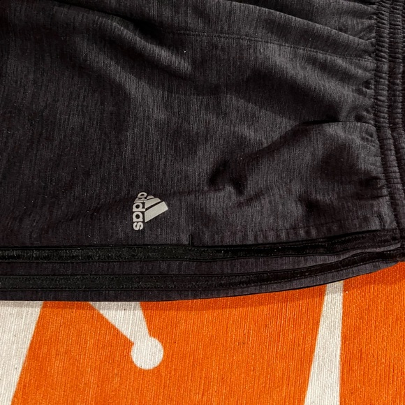 Boys Adidas Pants size 7 - Picture 2 of 3